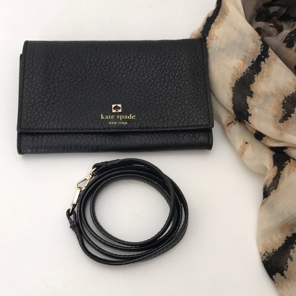 kate spade Handbags - Kate spade shoulder bag / clutch